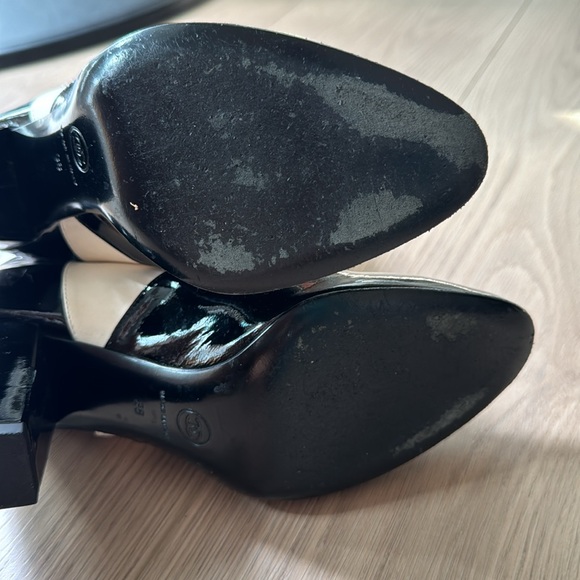 Vintage Chanel Black And White Leather Booties - Picture 8 of 13